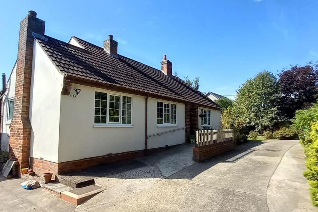 Millfields Cottage And Garden Goxhill  エクステリア 写真